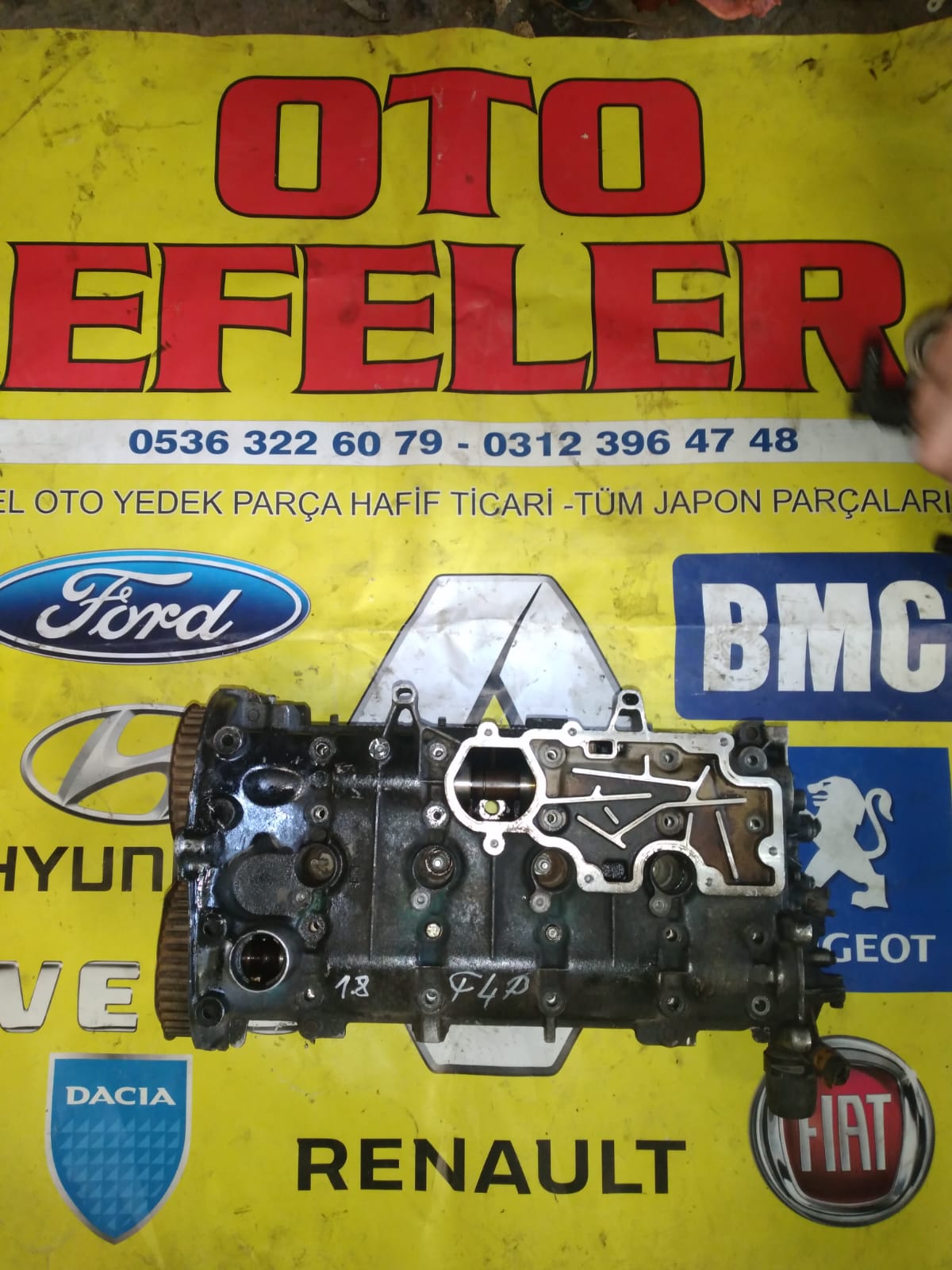 RENAULT LAGUNA 1 8 16V SLİNDİR KAPAĞI